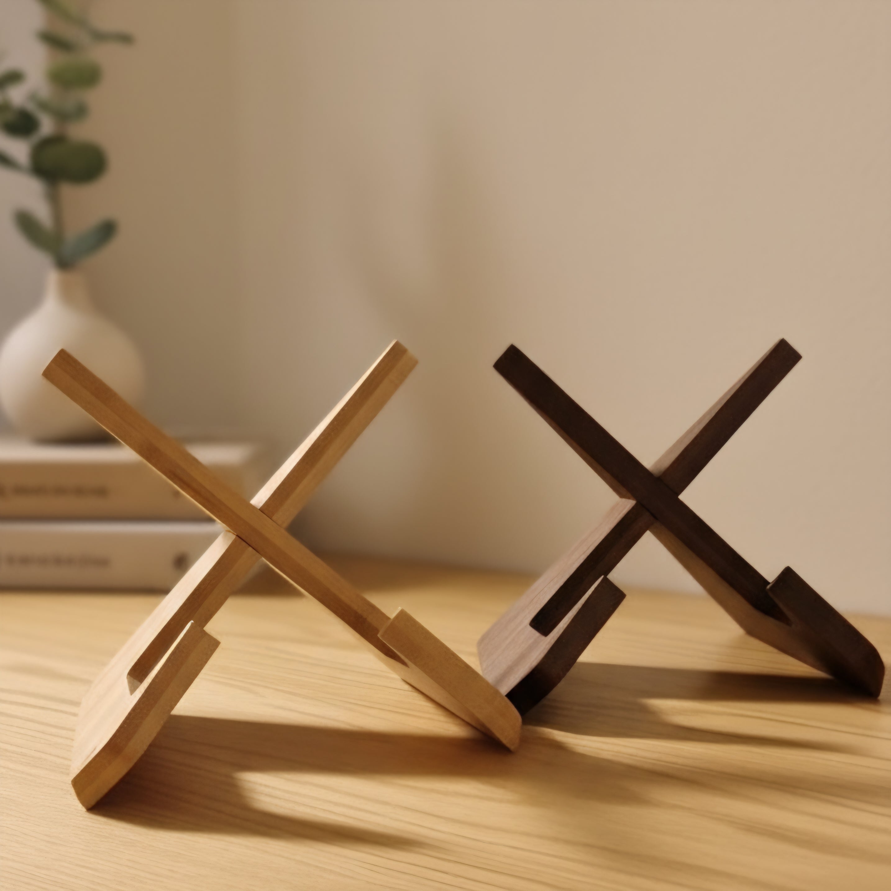 Holzständer – praktisch, stabil & vielseitig