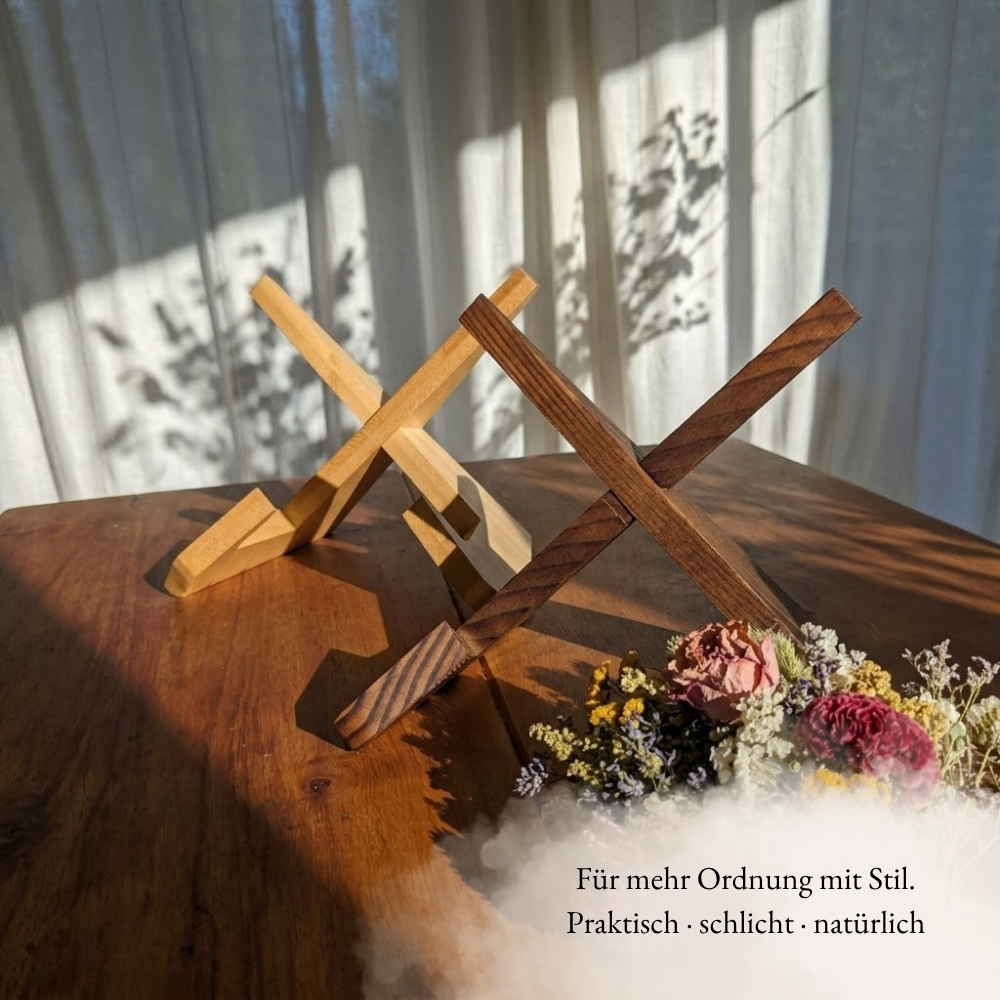 Holzständer – praktisch, stabil & vielseitig